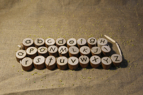 QTOYS - Alphabet Threading Set